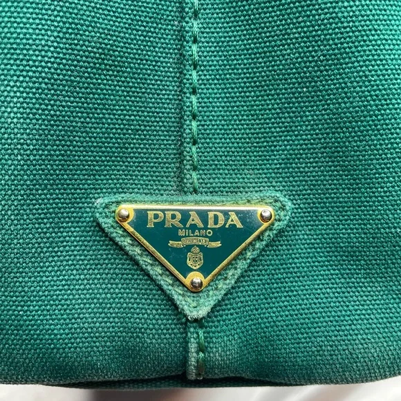 Authentic PRADA Canapa Tote with Gold Hardware & Crossbody Strap - Green Canvas - Picture 4 of 13